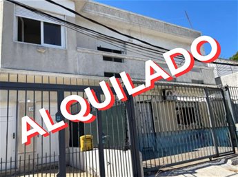*** ALQUILADO *** CÓMODA CASA DE ALTOS EN MUY BUEN ESTADO 3 dormitorios Alquiler Buceo Montevideo