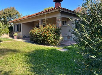 CHALET EN MUY BUENA UBICACIÓN + SERVICIO + BARBACOA Solymar Sur Venta Ciudad de la Costa Canelones