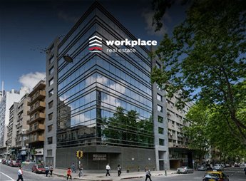 Oficina en esquina CLASE A - CENTRO a pasos de 18 de Julio y Plaza Independencia - ALQUILER o VENTA -