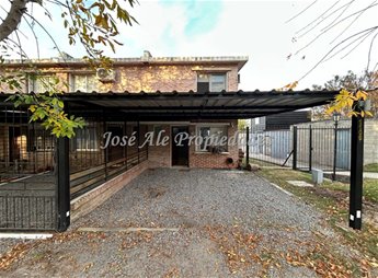 EN VENTA: Impecable vivienda de 3 dormitorios, ubicada en excelente zona cerca de todos los servicios