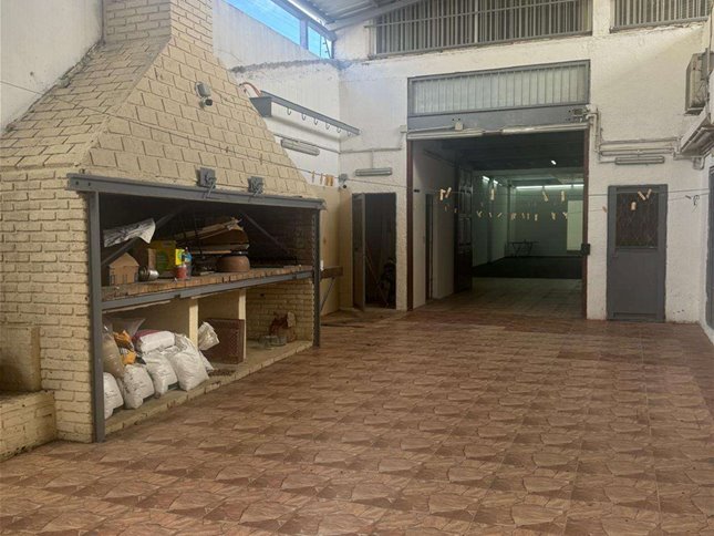 Venta local comercial con vivienda en Brazo Oriental - foto 2
