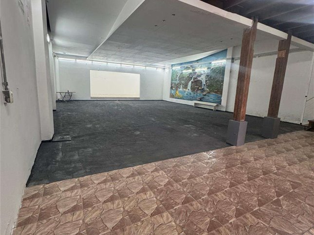 Venta local comercial con vivienda en Brazo Oriental - foto 1
