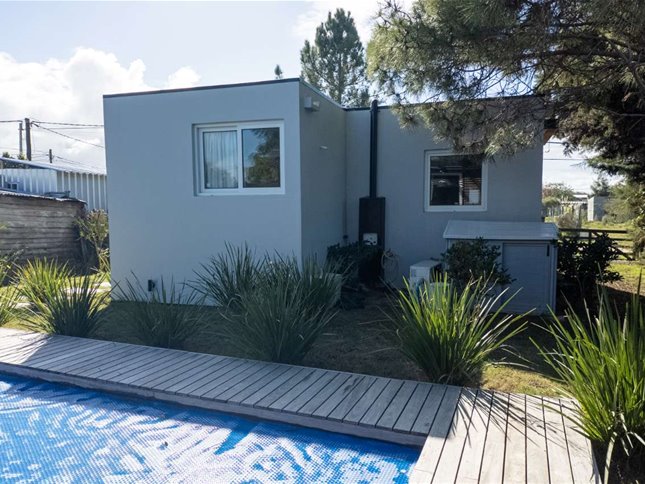 Casa con piscina y barbacoa en Balneario Buenos Aires · Ideal renta turística - foto 2