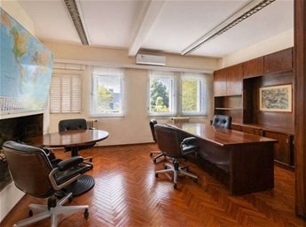 CASA EN EXCELENTE ESQUINA DE CARRRASCO 6 DORMITORIOS 6 BAÑOS