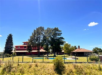 Residencia de categoría sobre 3 hectáreas de parque