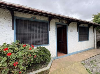 Muy linda casa de 2 dormitorios en venta. Las Piedras.