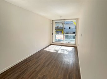 Venta Apartamento, 2 Dormitorios con placares, baño con garaje, Norte, Barrio Sur
