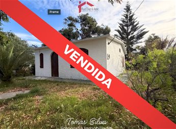 VENDIDA CASA En Atlántida A Metros De La Rambla Y La Playa 2 Dormitorios Y Amplio Terreno