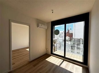 Alquiler Desarrollo Apartamento Tres Cruces 1 Dormitorio 1 Baño Garaje