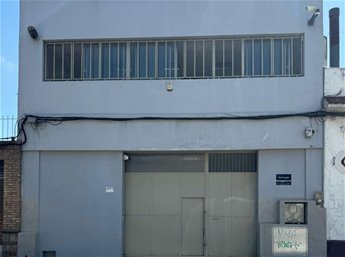 LOCAL COMERCIAL CON 520 MTS CUADRADOS EN 2 NIVELES Alquiler Tres Cruces Montevideo