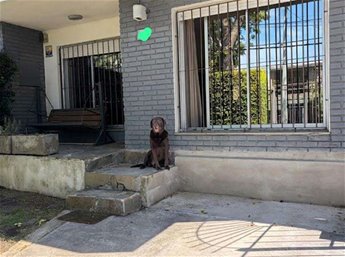 VENTA CASA BUCEO, J3 DORMITORIOS, JARDIN COCHERA, PATIO CON PARRILLERO