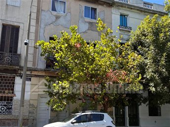 Venta De Tres Apartamentos Con Renta - La Comercial Ref:6207