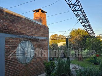 Casa En Venta En Tarariras Con Garaje Y Churrasquera Ref:6124