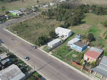 Complejo de 4 apartamentos alquilados, ideal para inversores que deseen percibir rentas. Ref:5937
