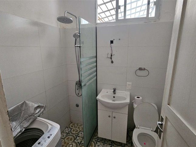 Alquiler apartamento en Cordón 1 dormitorio, planta baja con patio - foto 3