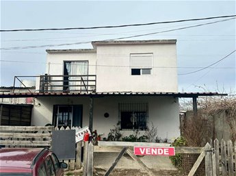 Venta Casa Barros Blancos 2 Plantas!! Excelente oportunidad Derechos Posesorios