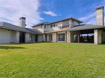 Venta Gran Residencia Colinas de Carrasco Vista al Lago 3 dorm 4 baños serv piscina barbacoa con Renta