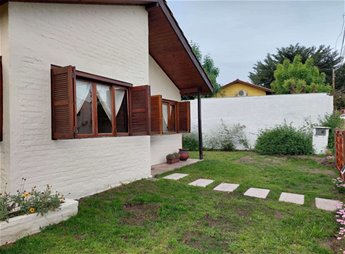 Venta Casa Colonia del Sacramento 2 Dormitorios 1 Baño Ref.: 6157