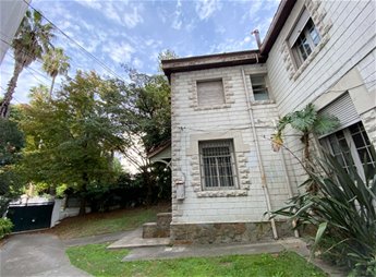 Venta residencia del 1910 con gran parque ideal Empresa