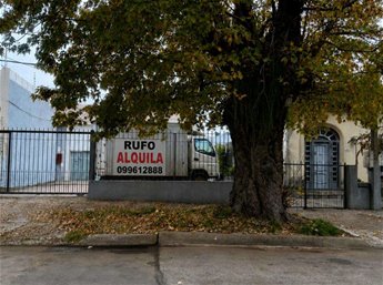 Alquiler de Local amplio con parking Depósito