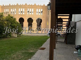 EN ALQUILER APARTAMENTO COMPLETAMENTE EQUIPADO Y AMOBLADO FRENTE A LA PLAZA DE TOROS DE COLONIA.