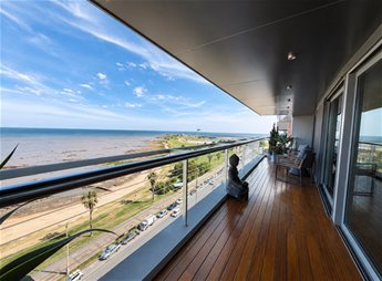 Apartamento 3 Dormitorios en Suite Punta Carretas
