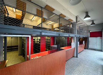 Alquiler local comercial centro, excelente ubicación. Salon de ventas y depósito