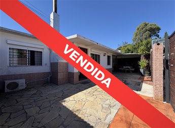 VENDIDA Casa Ph 2 Dormitorios Con Patio, Parrillero Y Cochera Reciclada A Nuevo
