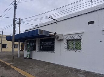 Venta de casa con salón comercial en Tarariras Ref:6119