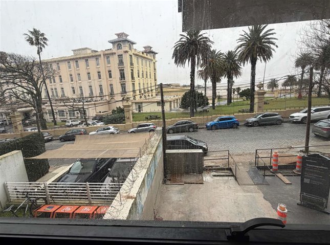 PARQUE RODO Venta Oficina a estrenar al frente, vista a la Rambla, muy luminosa, finas terminaciones, AMENITIES: Cowork, Barbacoa, Gimnasio, Piscina - foto 2