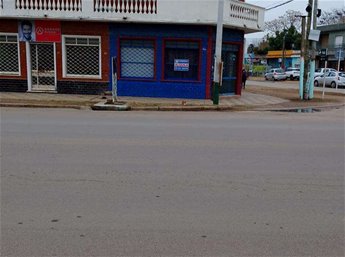 Local comercial en pleno centro de Progreso.