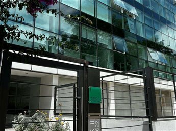 Oficina en alquiler frente al World Trade Center  y Montevideo Shopping – 30 m² | Totalmente equipada