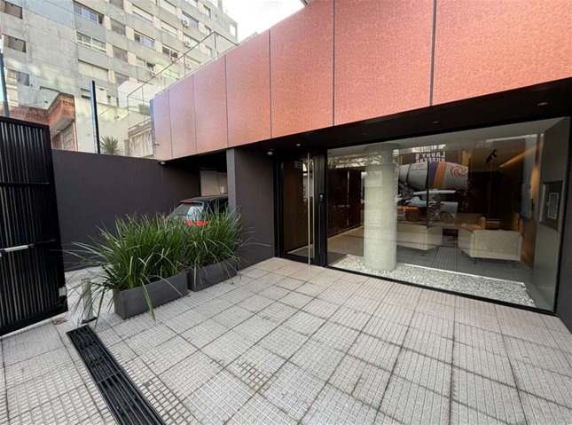 PUNTA CARRETAS, PARK SQUARE. Venta Apartamento 1 Dormitorio Piso 10 a estrenar, terrazas, muy luminoso, finas terminaciones, AMENITIES: Barbacoa equipada, con parrillero. Entrega inmediata! - foto 3