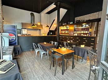 Venta llave de negocio de Cafeteria, buffet y chiviteria en Ciudad vieja! Mas de $400k de facturacion por mes