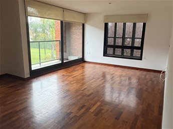 Divino edificio, Moderno, 2 dormitorios y dos baños. 2 cocheras