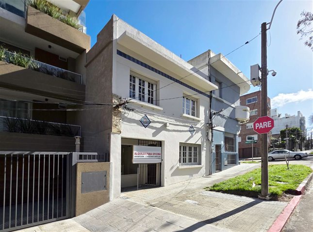 ALQUILER CASA P/ EMPRESA - OFICINA PUERTO BUCEO - POCITOS NUEVO - PROXIMO A WORLD TRADE CENTER -WTC- - foto 3