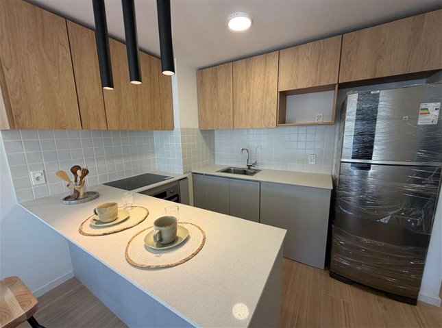 CENTRO Pre Venta Apartamento 1 Dormitorio, amplia terraza de 25m2, muy luminoso, finas terminaciones, AMENITIES: Piscina, Barbacoa, Parrillero, Beneficios fiscales Ley de vivienda promovida - foto 4
