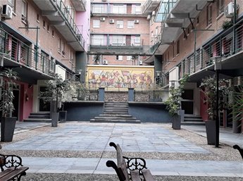 Local Comercial ubicado en barrio sur. Conventillo medio mundo