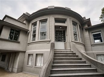 Gran Casa en alquiler ideal residencial empresa u oficinas