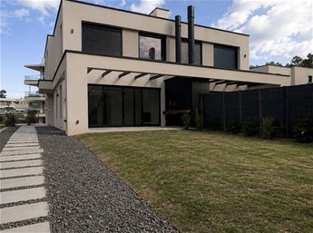 Casa en Venta Parques II Carrasco | 3 Dormitorios + Escritorio