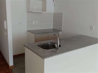 ALQUILER MONOAMBIENTE CENTRO.