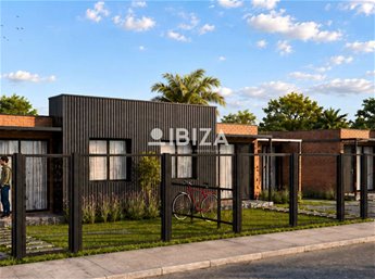VENTA | Casa de 2 dormitorios en Solymar