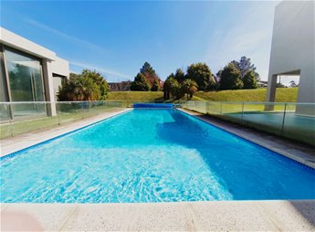 Venta Casa 4 Dormitorios En Carmel + Servicio