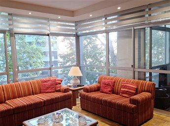 Venta apartamento Pocitos de 4 dormitorios, terrazas, garaje