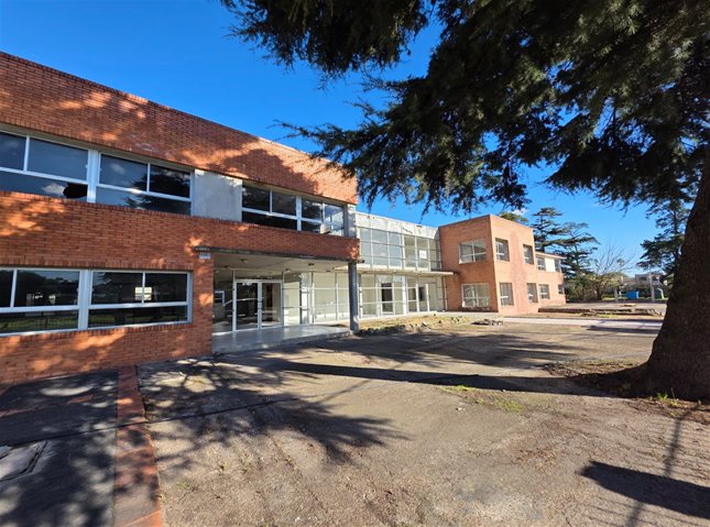 Solymar Sur / Ciudad de la Costa | Gran propiedad institucional de 3.000 m² | Ideal inversión - foto 2