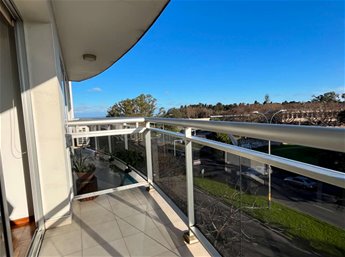 Venta Apartamento Buceo 2 Dormitorios 2 Baños Garaje