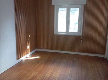 Alquiler Apartamento Parque Rodó 2 Dormitorios 1 Baño Balcón Piso 2 por escalera
