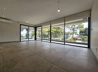 Alquiler Apartamento Carrasco 3 Dormitorios 3 Baños Garaje