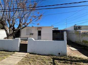 Casa independiente 2 dormitorios, Las Piedras.