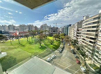 Espectacular Monoambiente en alquiler frente a parque Villa Biarritz